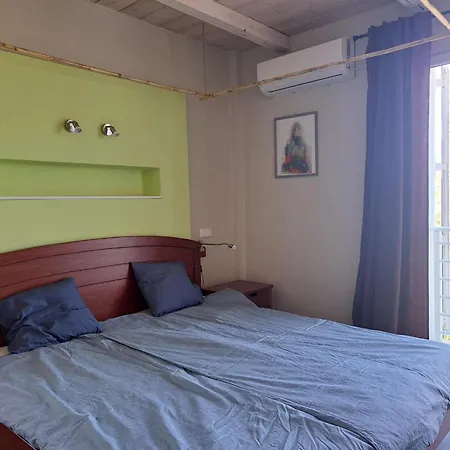 Apartment Kallista Livadakia Koróni